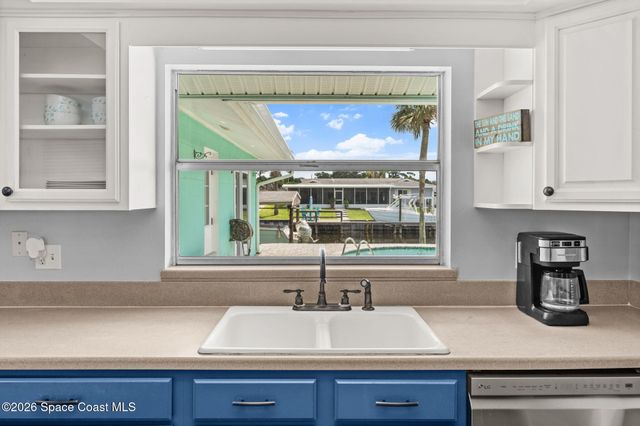 158 Via De La Reina, Merritt Island, FL 32953