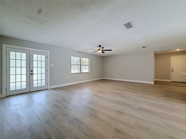 501 ROSE AVENUE, Fruitland Park, FL 34731
