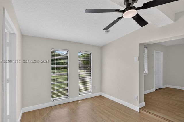 5197 NE 14th Ave, Pompano Beach, FL 33064