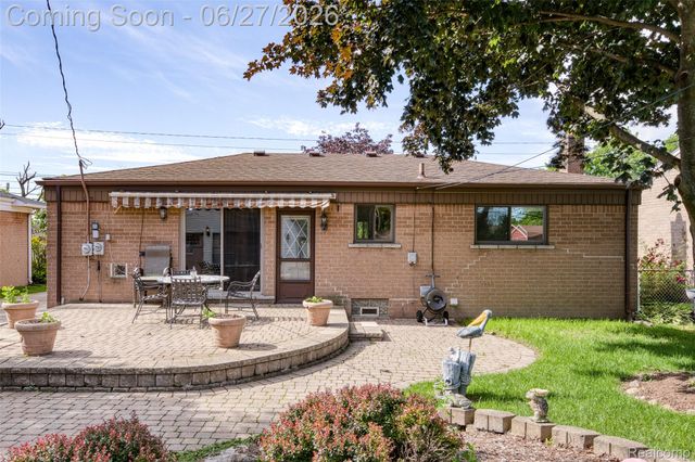 13533 Masonic Boulevard, Warren, MI 48088