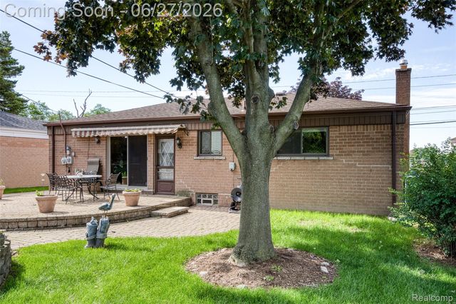 13533 Masonic Boulevard, Warren, MI 48088