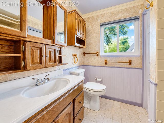 13533 Masonic Boulevard, Warren, MI 48088