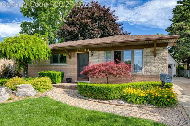 13533 Masonic Boulevard, Warren, MI 48088