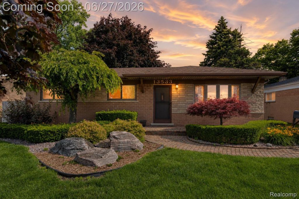 13533 Masonic Boulevard, Warren, MI 48088