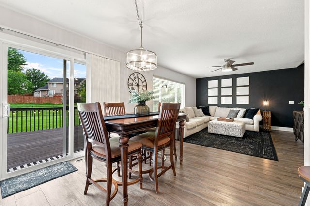 1860 SE Ashton Court, Waukee, IA 50263