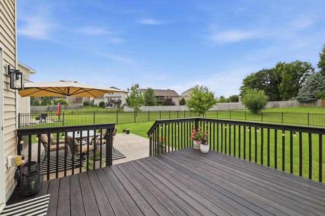 1860 SE Ashton Court, Waukee, IA 50263