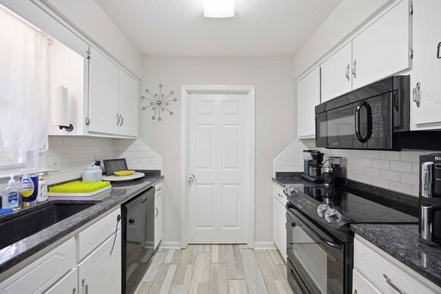 95 Lee Road 0517, Phenix City, AL 36870