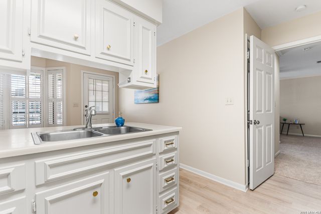 2611 Eisenhauer Rd Apt 304, San Antonio, TX 78209