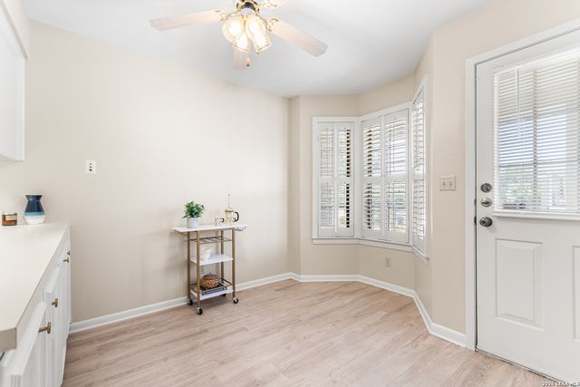 2611 Eisenhauer Rd Apt 304, San Antonio, TX 78209