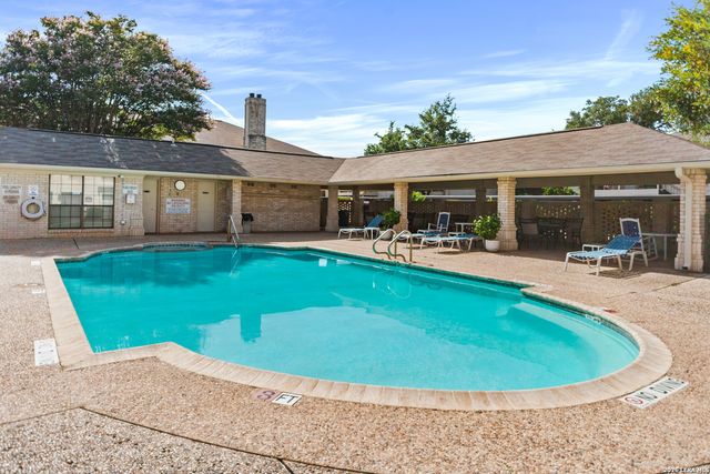 2611 Eisenhauer Rd Apt 304, San Antonio, TX 78209