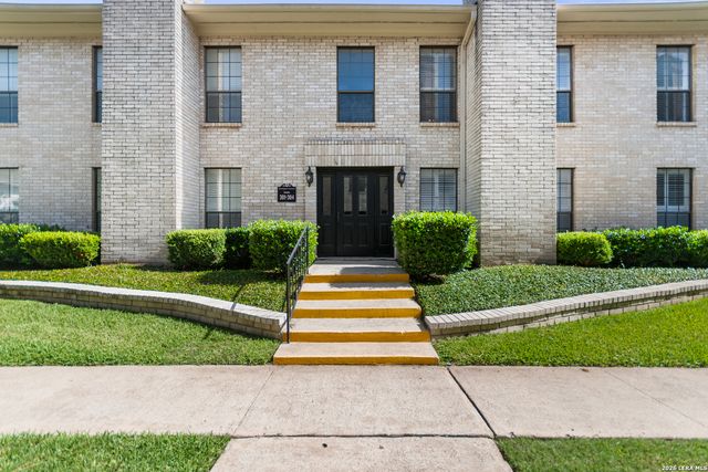 2611 Eisenhauer Rd Apt 304, San Antonio, TX 78209