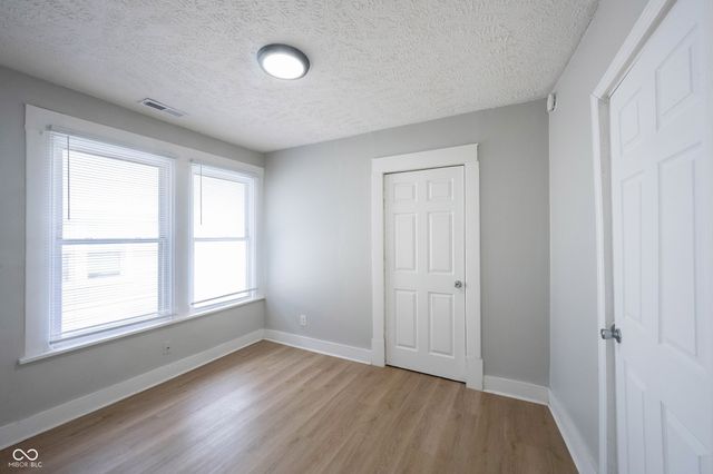 2209 E New York Street B, Indianapolis, IN 46201