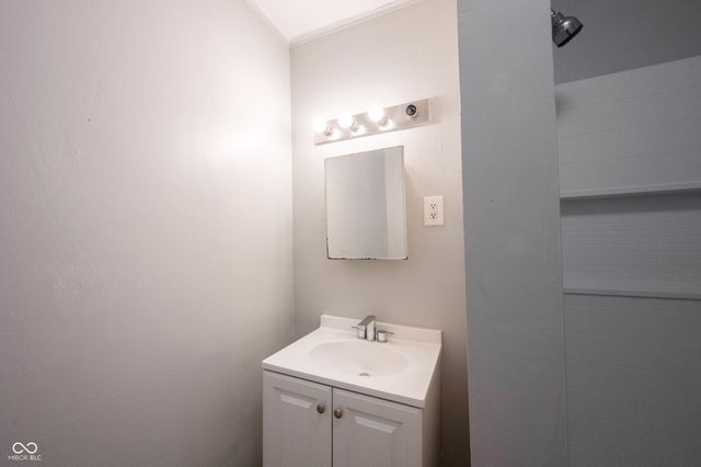 2209 E New York Street B, Indianapolis, IN 46201