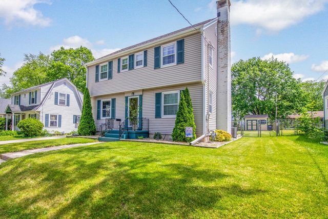 712 Caroline STREET, Janesville, WI 53545