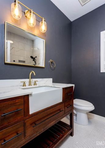 300 Solecita Way, Bakersfield, CA 93314