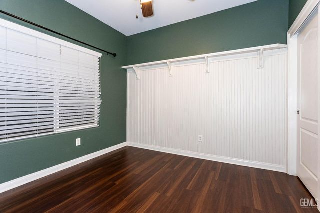 300 Solecita Way, Bakersfield, CA 93314