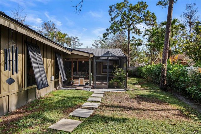 1580 Firethorn Drive, Wellington, FL 33414