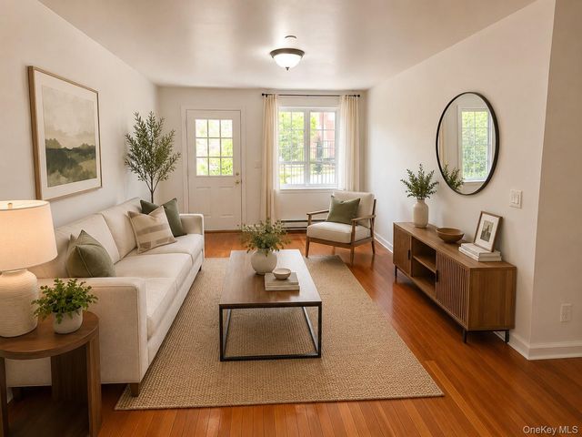 35-06 Leavitt Street 4F, Flushing, NY 11354