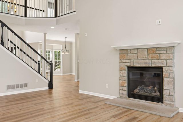 3234 Walkerview Drive, Hilliard, OH 43026