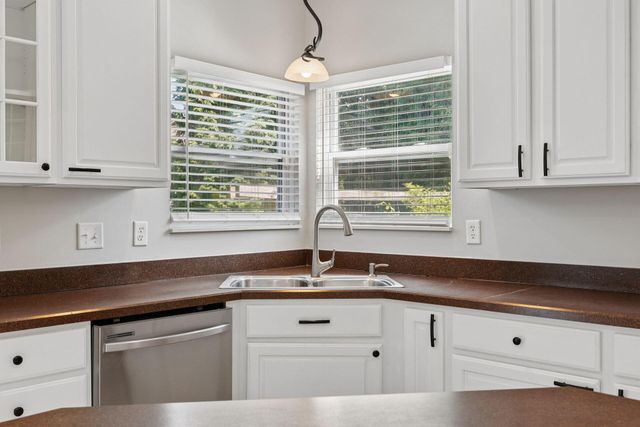 3234 Walkerview Drive, Hilliard, OH 43026