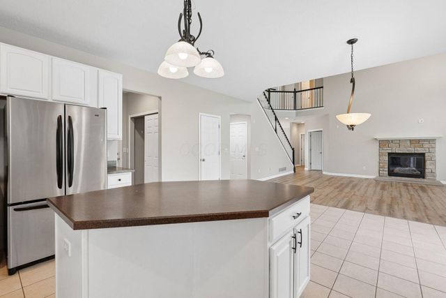 3234 Walkerview Drive, Hilliard, OH 43026