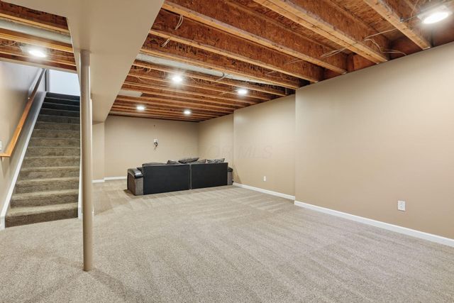 3234 Walkerview Drive, Hilliard, OH 43026
