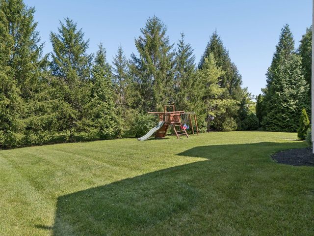 3234 Walkerview Drive, Hilliard, OH 43026