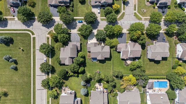 3234 Walkerview Drive, Hilliard, OH 43026