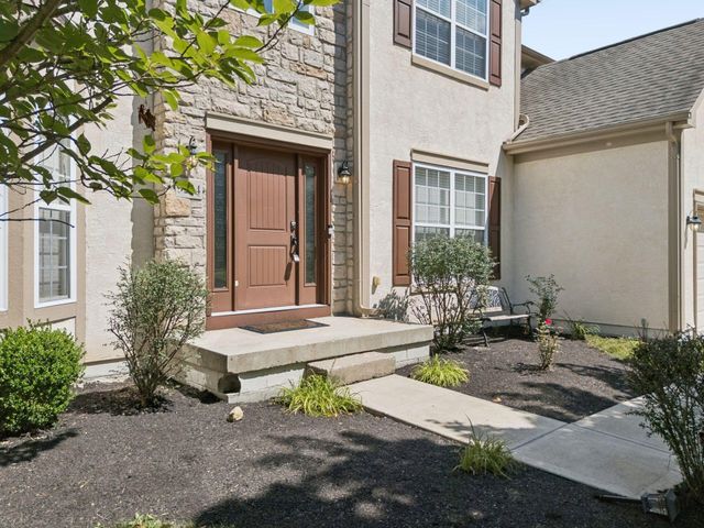 3234 Walkerview Drive, Hilliard, OH 43026