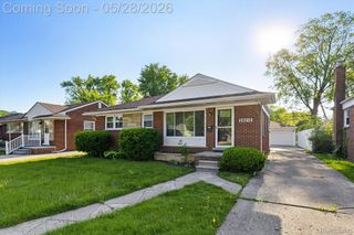 29218 Ursuline Street, St. Clair Shores, MI 48081