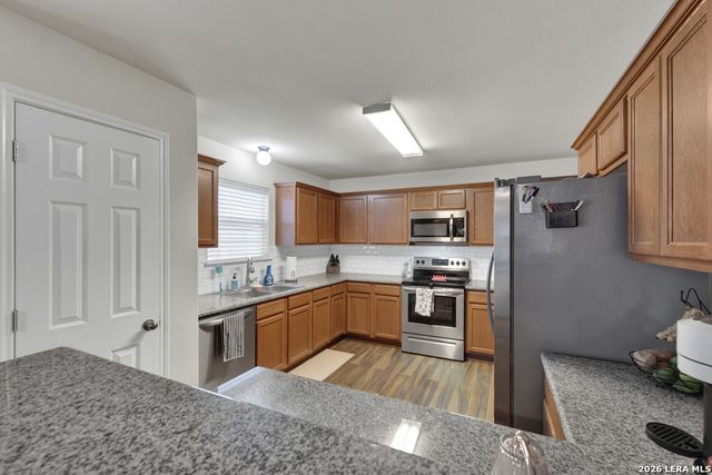 509 Roadrunner, New Braunfels, TX 78130