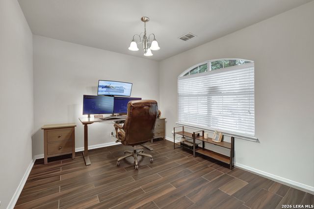 509 Roadrunner, New Braunfels, TX 78130