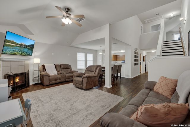 509 Roadrunner, New Braunfels, TX 78130