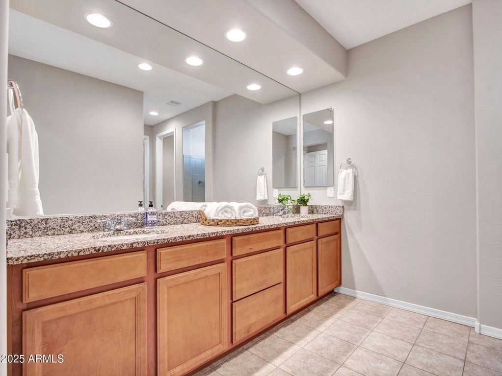 Image 20 of property listing at 44628 N 41st Lane, New River, AZ 85087