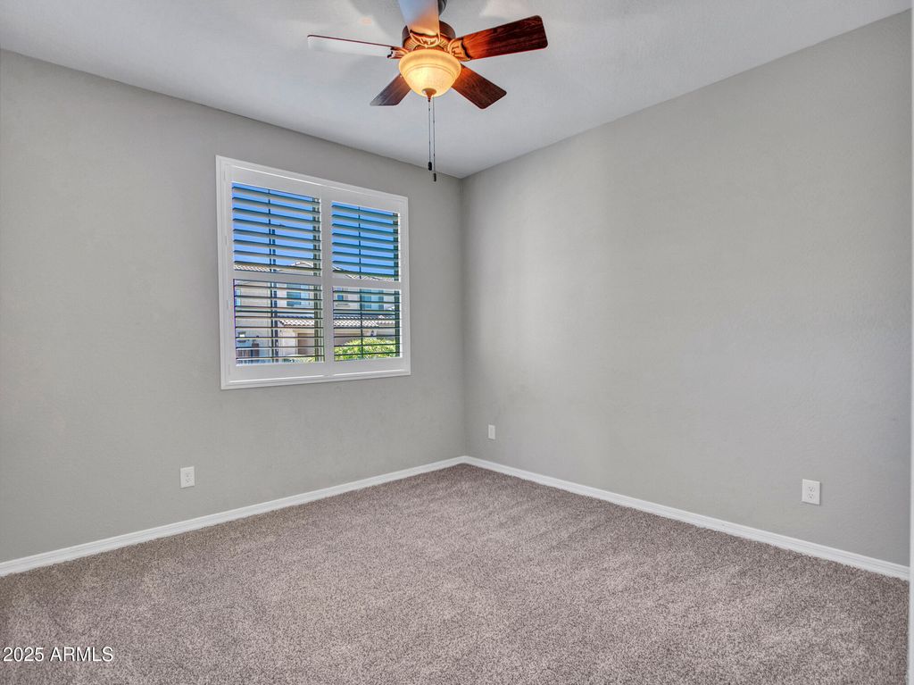 Image 23 of property listing at 44628 N 41st Lane, New River, AZ 85087