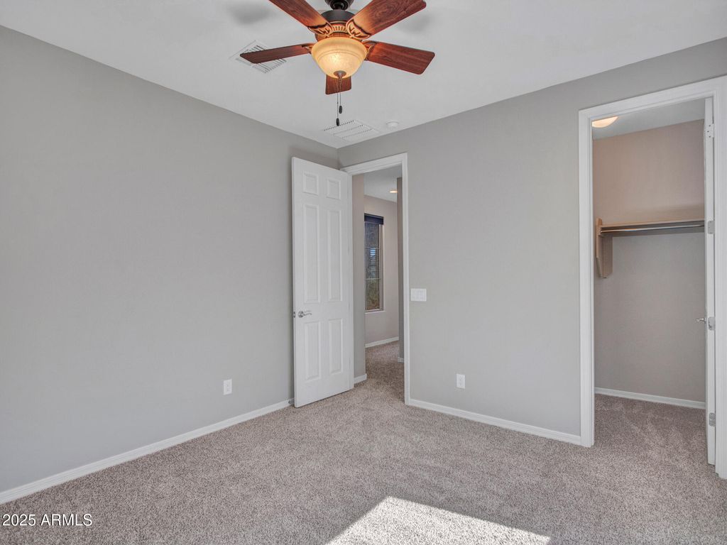 Image 32 of property listing at 44628 N 41st Lane, New River, AZ 85087