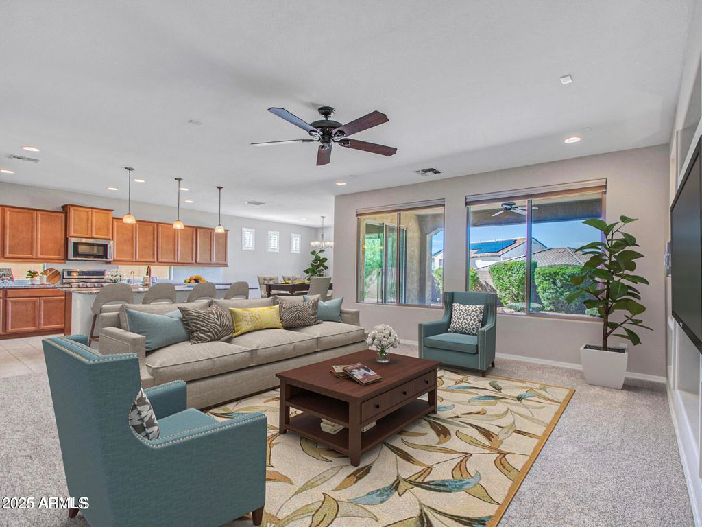 Image 7 of property listing at 44628 N 41st Lane, New River, AZ 85087