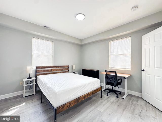 2859 DENVER ST SE, Washington, DC 20020