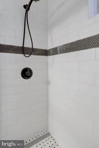 2859 DENVER ST SE, Washington, DC 20020