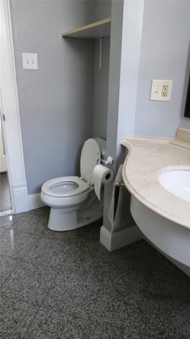 2809 Ball Front 2, Galveston, TX 77550