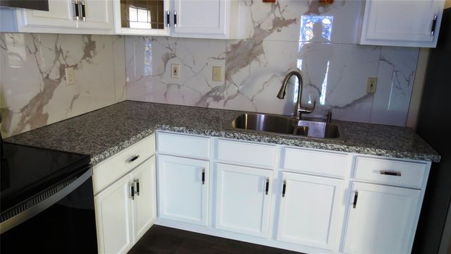 2809 Ball Front 2, Galveston, TX 77550