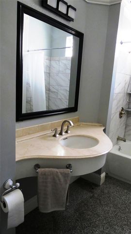 2809 Ball Front 2, Galveston, TX 77550