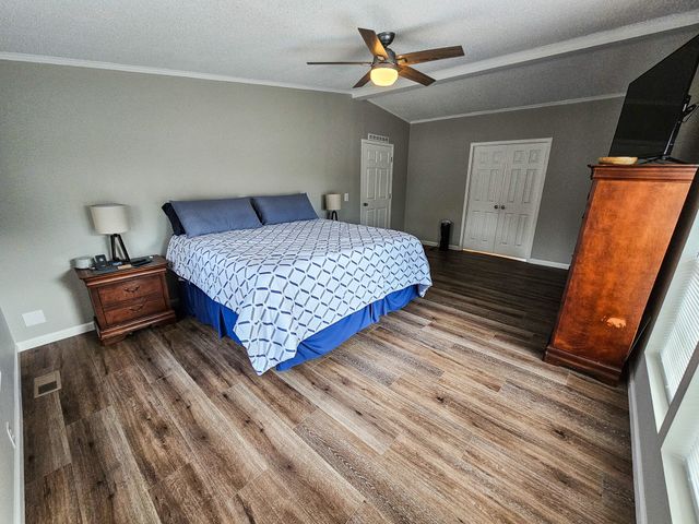 14 Overlook Ln, Tullahoma, TN 37388