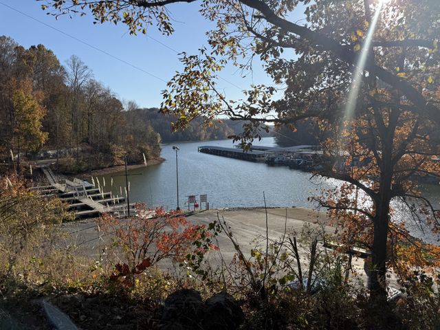 14 Overlook Ln, Tullahoma, TN 37388