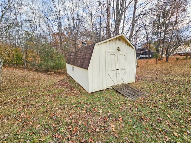 14 Overlook Ln, Tullahoma, TN 37388