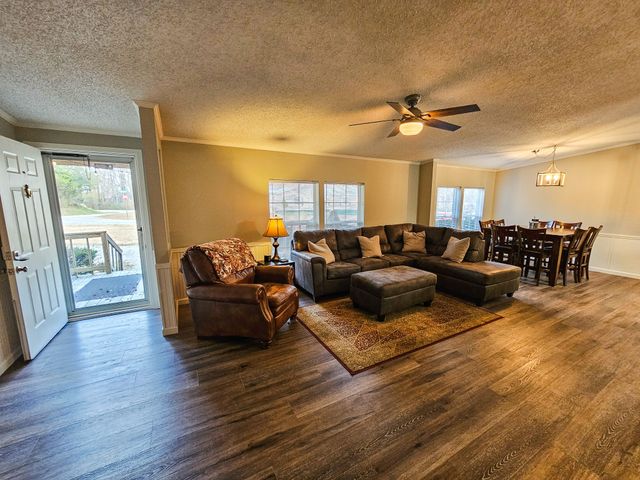 14 Overlook Ln, Tullahoma, TN 37388