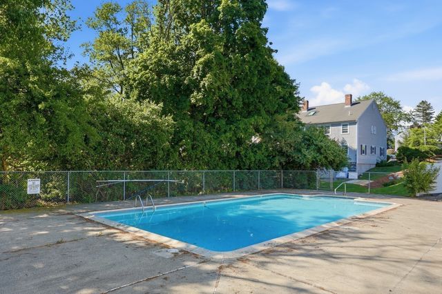 35 Casey Circle 35, Waltham, MA 02451
