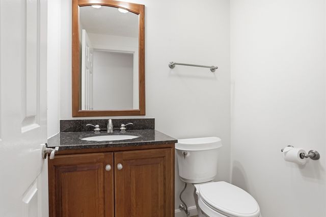 35 Casey Circle 35, Waltham, MA 02451