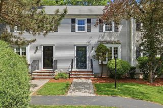 35 Casey Circle 35, Waltham, MA 02451