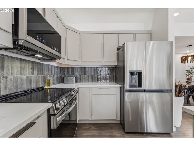 4425 THUNDER VISTA Ln, Lake Oswego, OR 97035